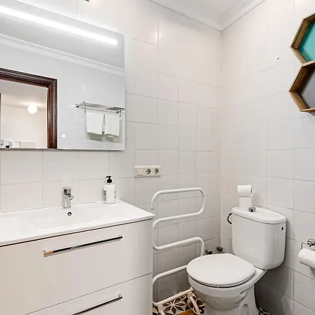 Urbanchicmalaga 2bedroom Oasis In Historic Centre Malaga